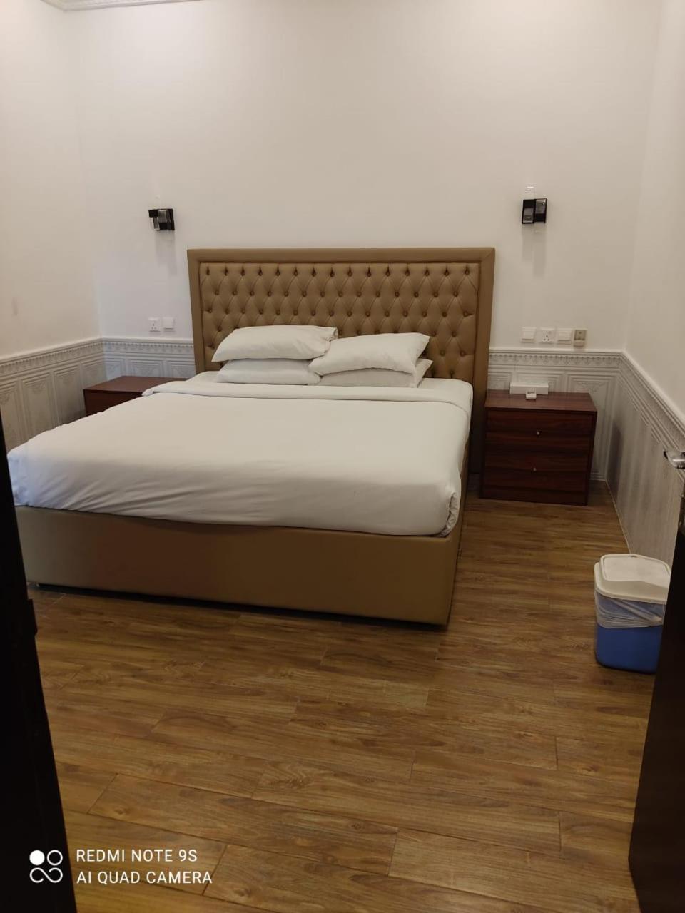 Royal Residence Hotel Apartments Umm el-Kajvajn Kültér fotó