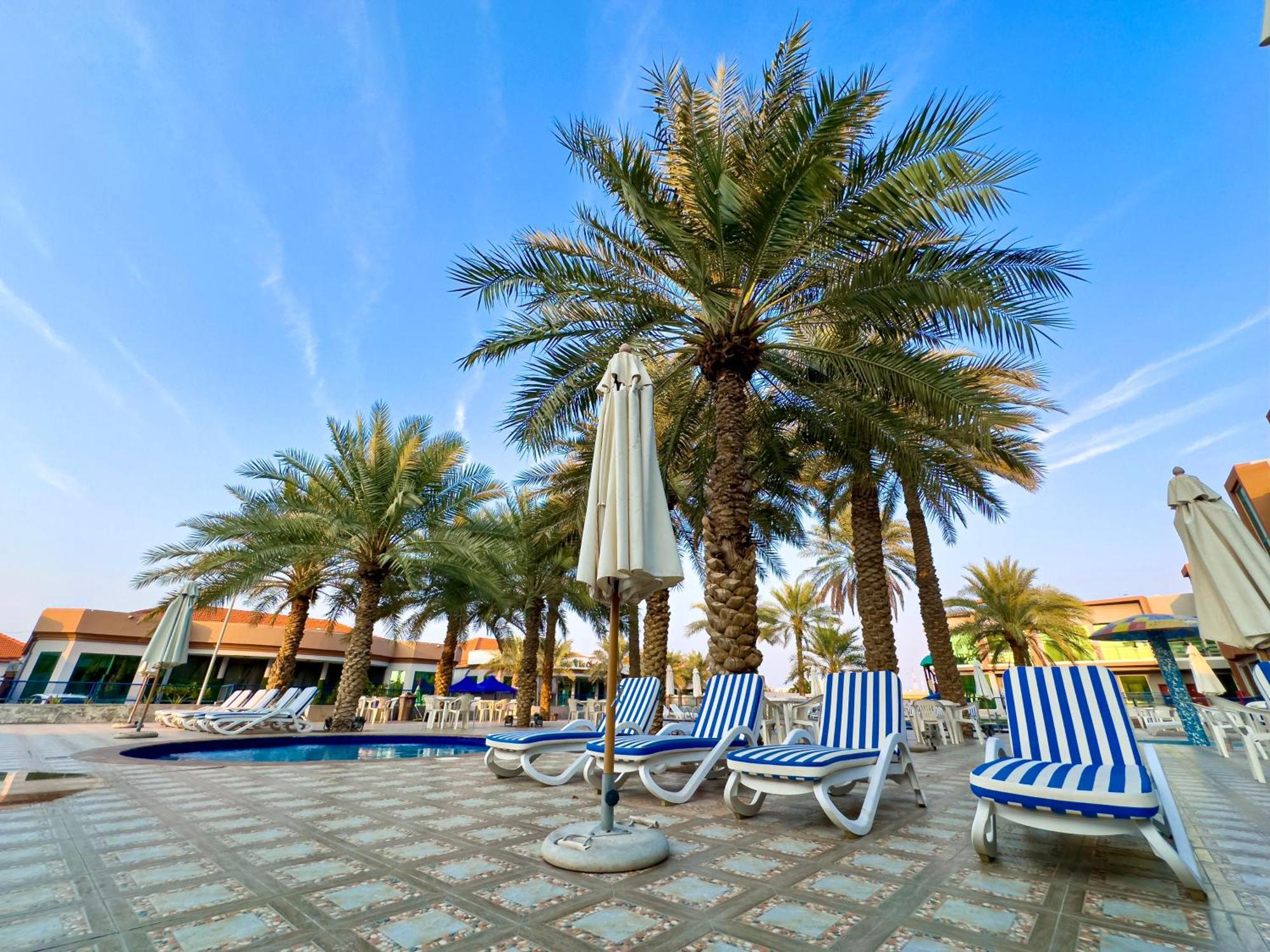 Royal Residence Hotel Apartments Umm el-Kajvajn Kültér fotó