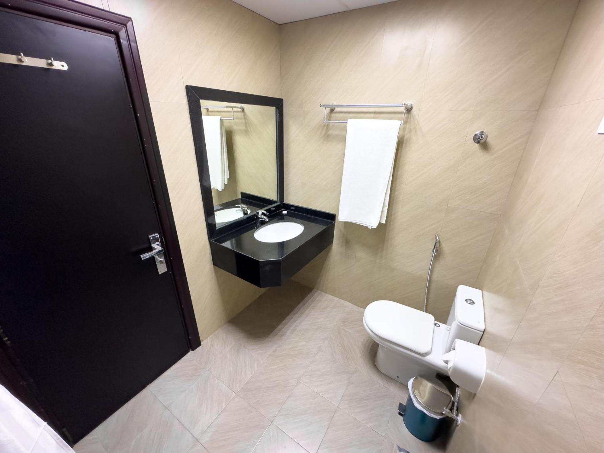 Royal Residence Hotel Apartments Umm el-Kajvajn Kültér fotó