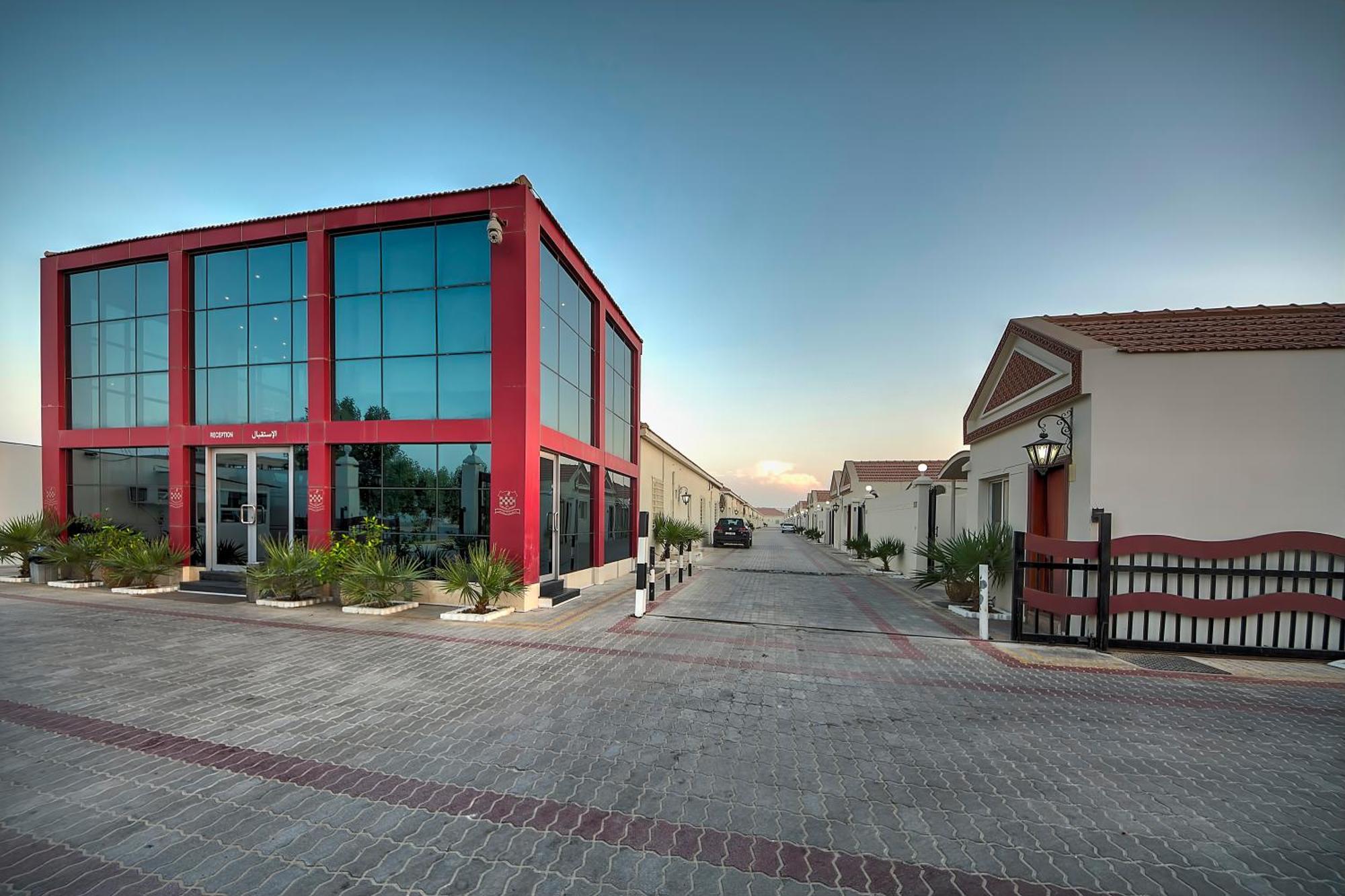 Royal Residence Hotel Apartments Umm el-Kajvajn Kültér fotó