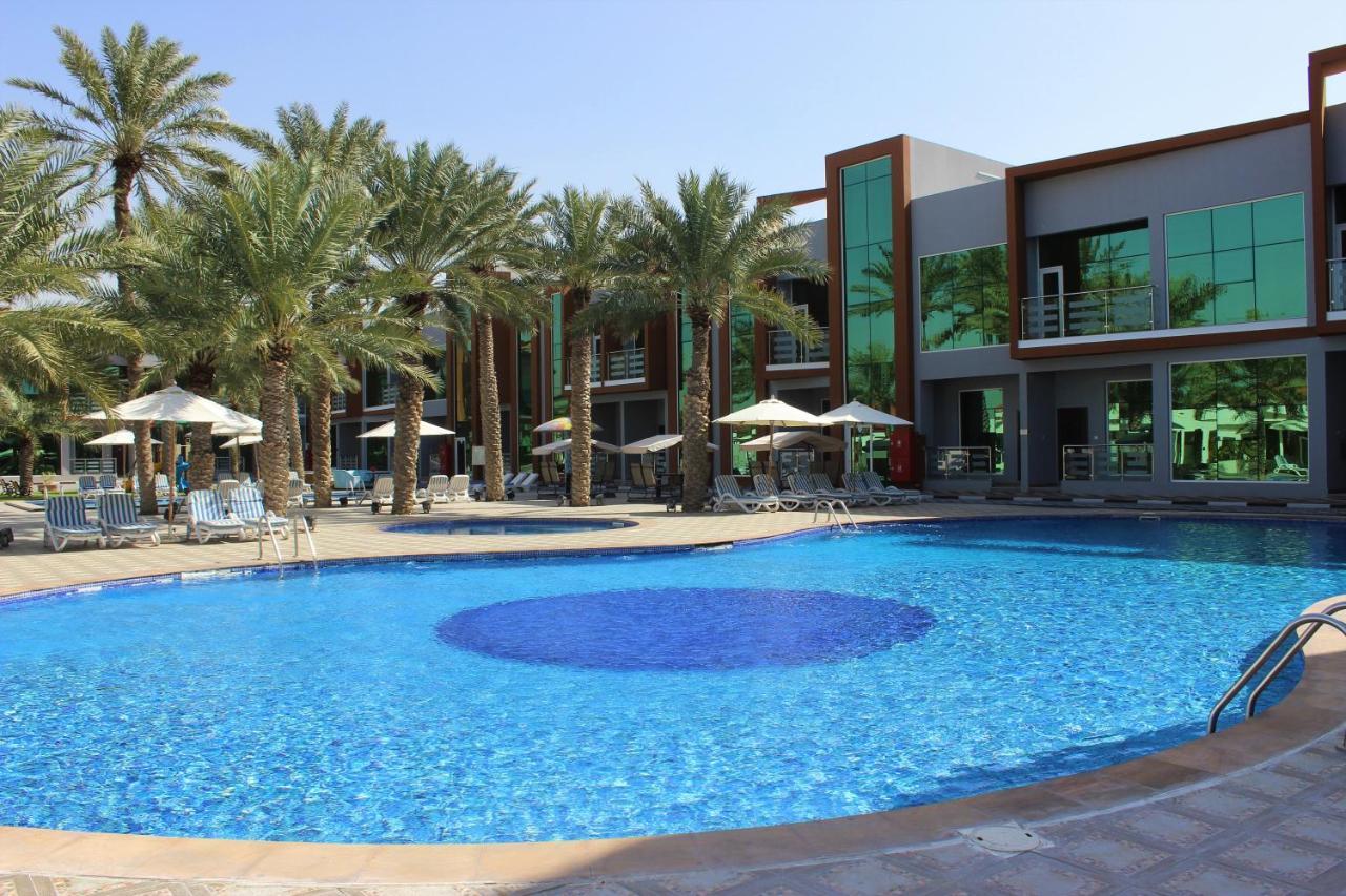 Royal Residence Hotel Apartments Umm el-Kajvajn Kültér fotó
